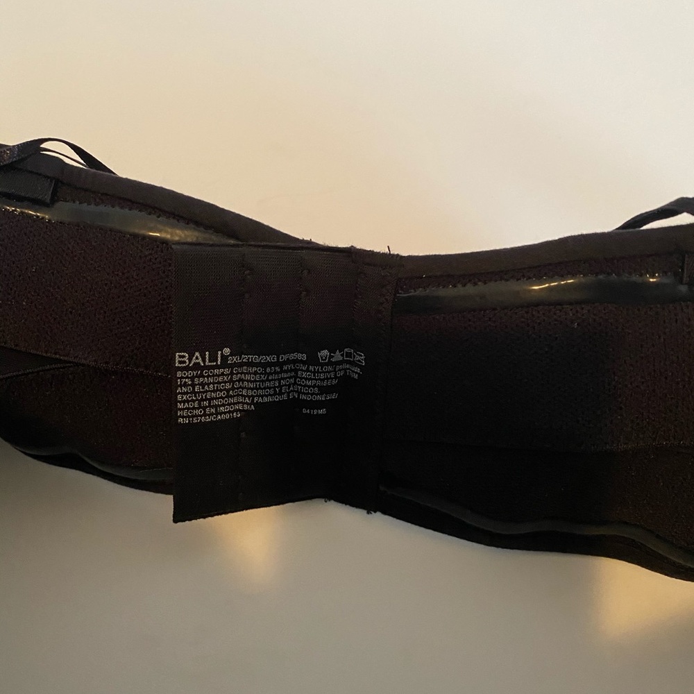 BALI Revolution Multiway Strapless WirelessBra NWT - Picture 7 of 11